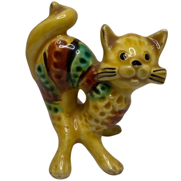 VTG Ceramic Cat Figurine MCM Funky 2.25”